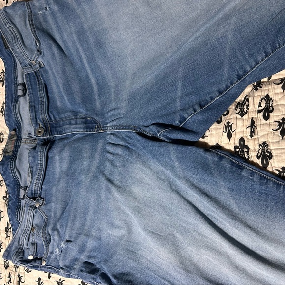 Torrid Classic Blue Denim Jeans - Picture 2 of 7